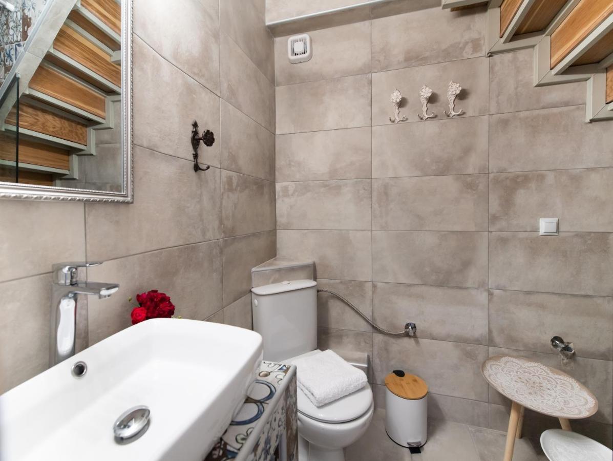 Kalipso & Nafsika Maisonettes Grey Diamond Villa Nikiana Esterno foto